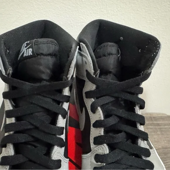 Air Jordan 1 High Retro OG Shadow Mens Size 9.5 - Picture 4 of 9